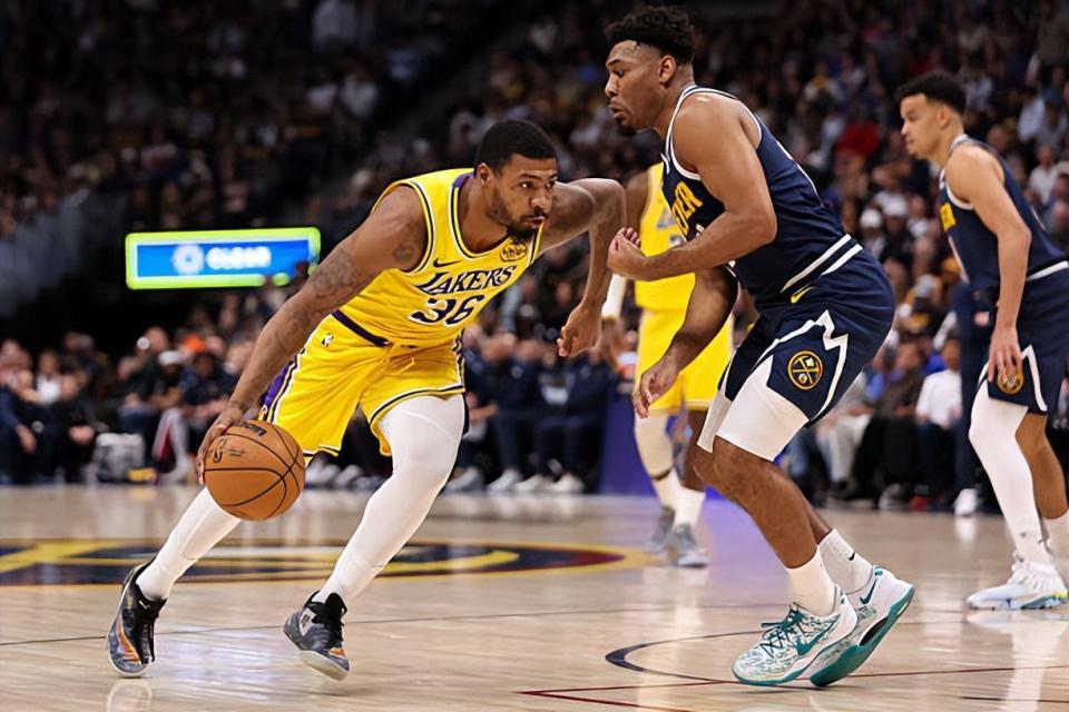 开云体育入口-单节12分！湖人后场大闸成为了球队完成逆转球的关键人物？